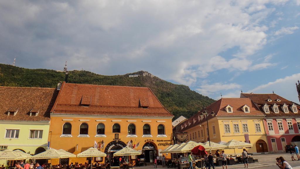 Central Studio In Historic Center Брашов Экстерьер фото